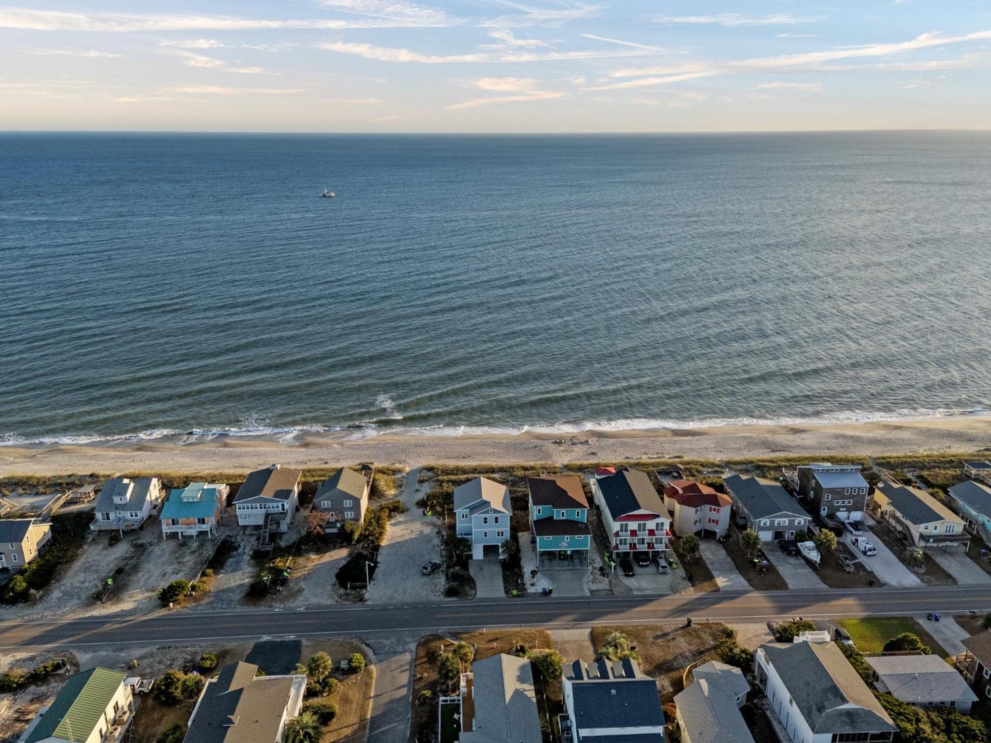 3 Bedroom Oceanfront House With Amazing Views! Oak Island Zewnętrze zdjęcie